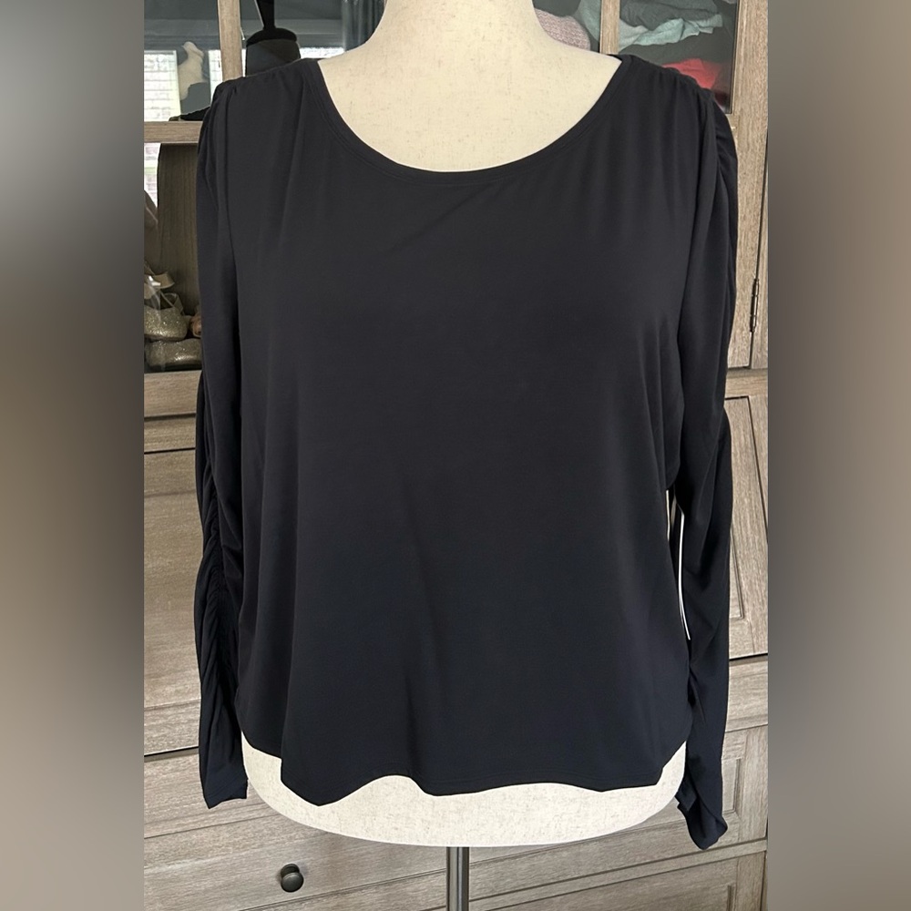 NWT Athleta All Around Ruched Top in Black -2X